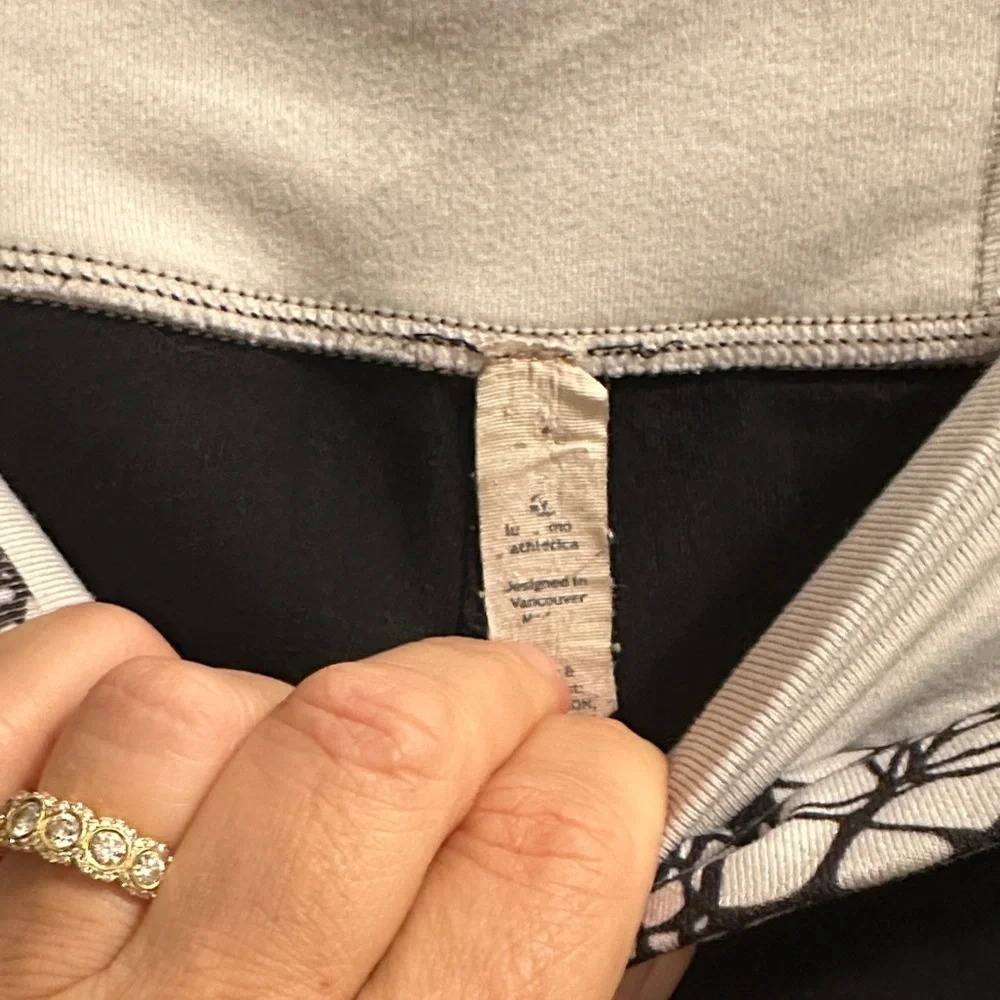 lululemon athletica Black Straight Leg yoga athleisure leggings